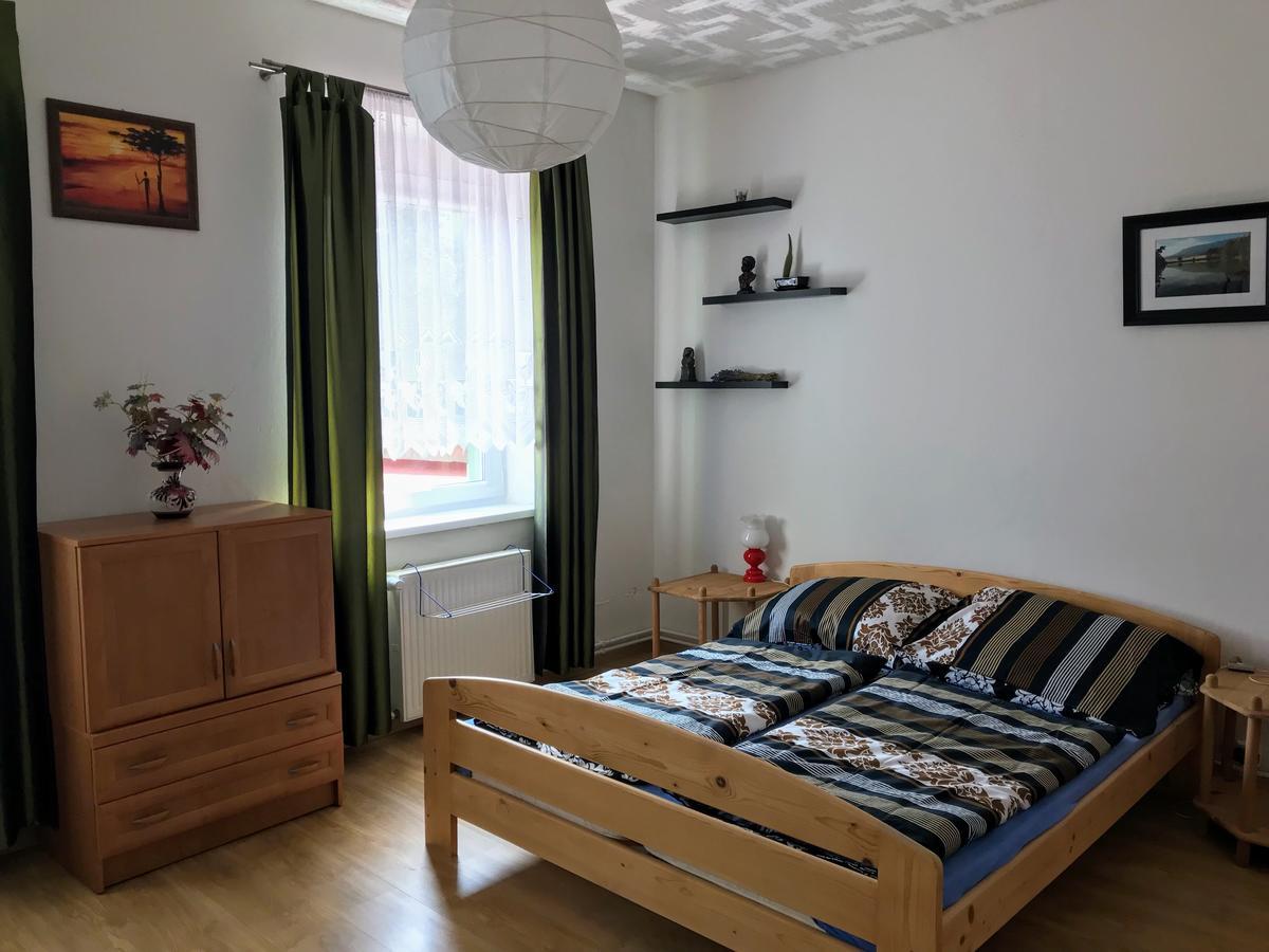 Ubytovani Janina Apartman Broumov Kültér fotó